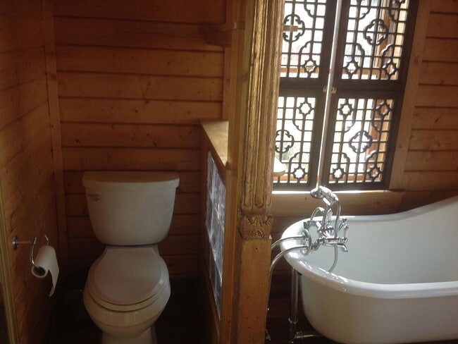 Building Photo - Custom chalet located in an exclusive neighborhood at the base of Teton Pass