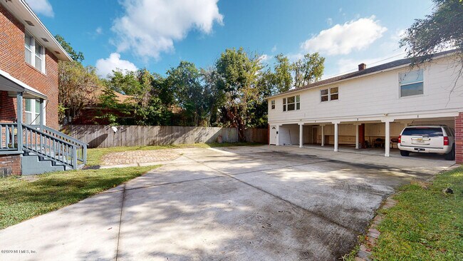Building Photo - 1274 Belmont Terrace