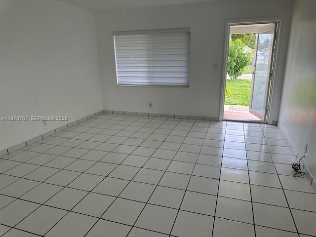 Building Photo - 312 SW 76th Ct