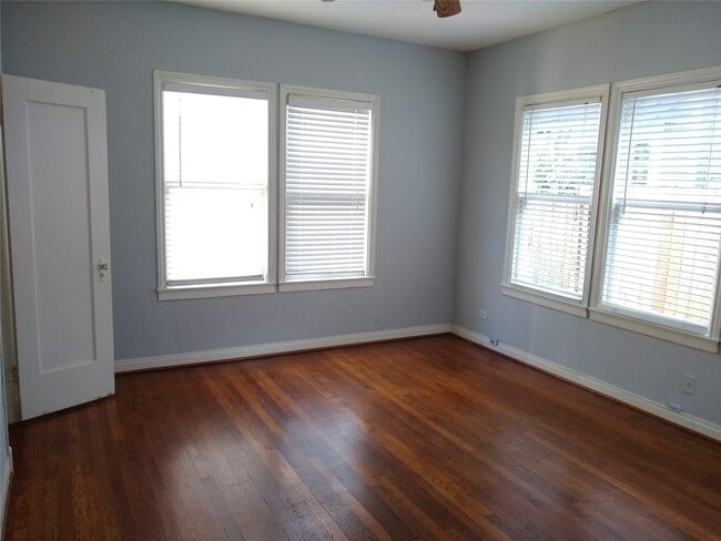 Building Photo - 1722 Haver St