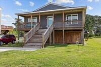 Building Photo - Poquoson