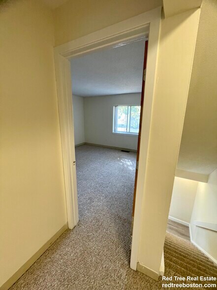 Building Photo - 148 N Beacon St