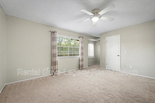 Building Photo - 8204 Oxford Forest Dr