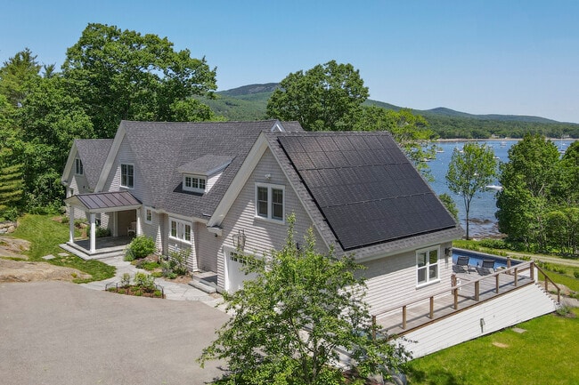 Building Photo - 3 Dillingham Point