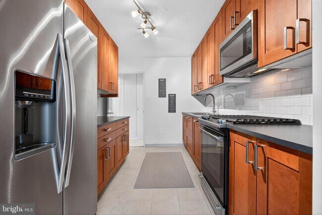 Building Photo - 2401 Pennsylvania Ave