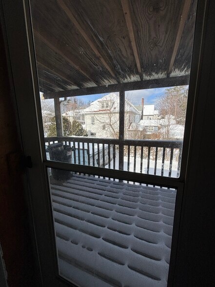 Building Photo - 162 Seminary Ave