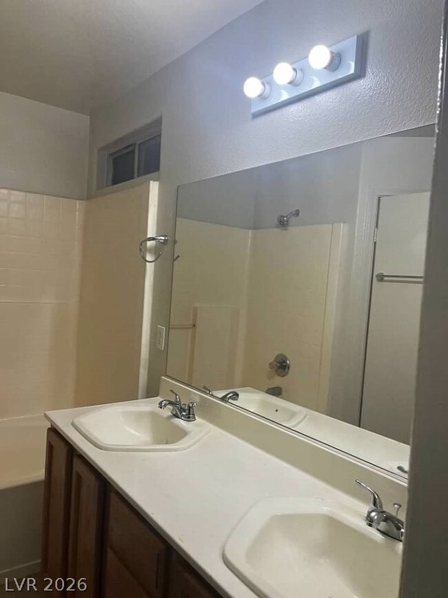 Building Photo - 3123 Inlet Bay Ave