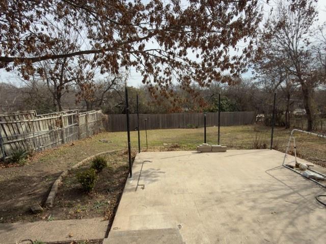 Building Photo - 9122 Clearwater Dr