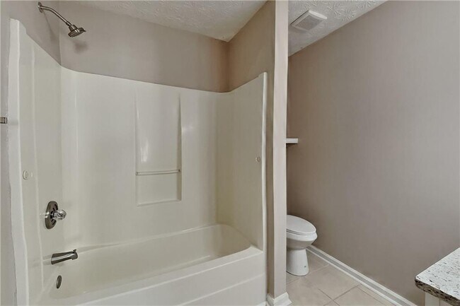 Building Photo - 2929 Sentinel Cir