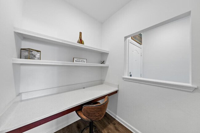 Building Photo - 4800 Seascape Way