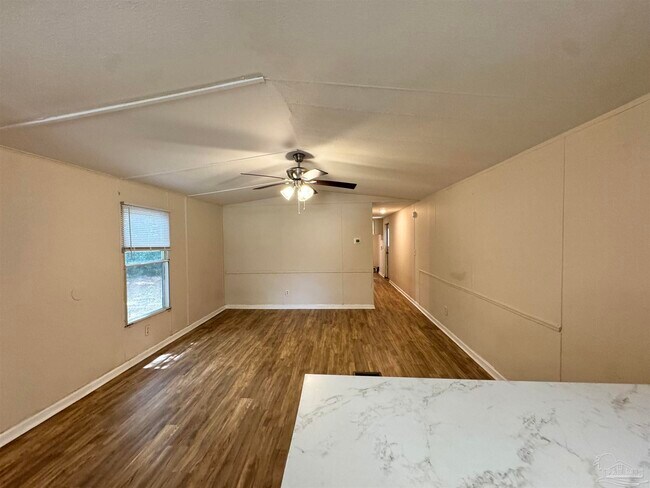Building Photo - 3992 McCutchin Dr