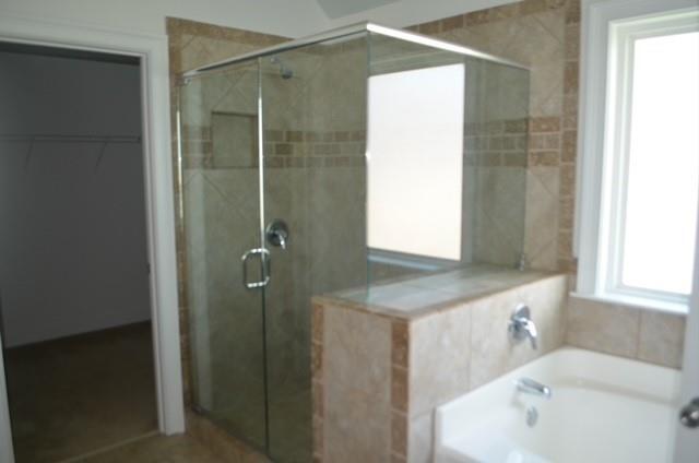 Building Photo - 15 Creekwater Dr
