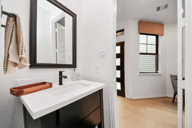 Building Photo - Revolution Way, Missouri City, TX 77489 - 3 BR 2.5 BA single-family home