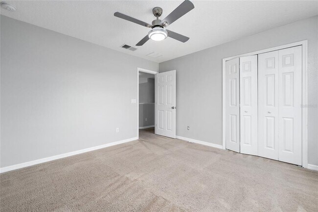 Building Photo - 1755 Plantation Oak Dr