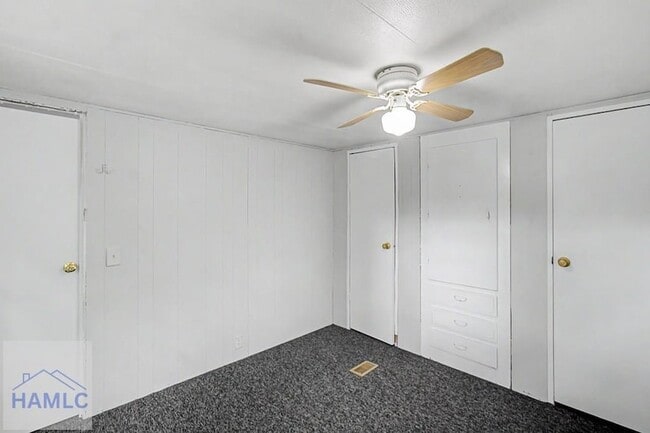 Building Photo - 1090 Old Sunbury Rd