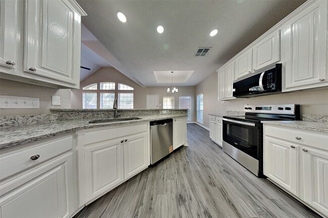 Building Photo - 30215 Stoney Plain Dr