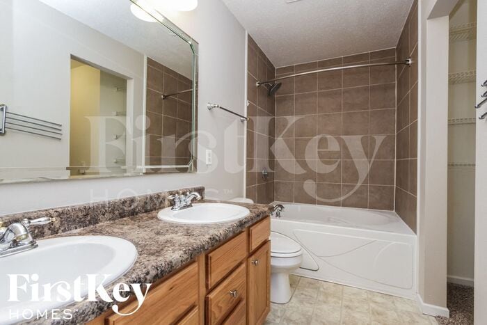 Building Photo - 7731 Brandenburg Way