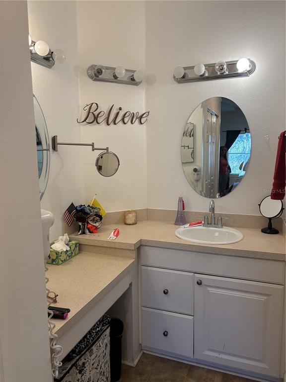 Building Photo - 8838 Coral Palms Ct