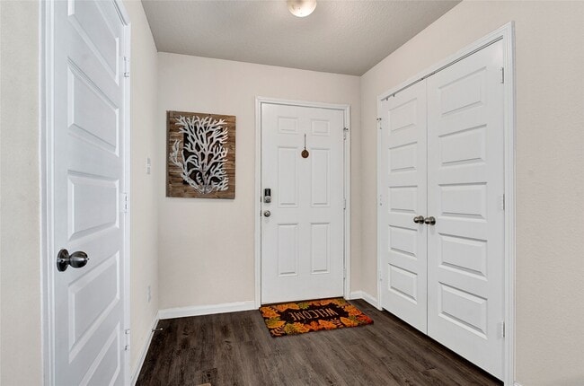 Building Photo - 1329 Mount Blanc Path