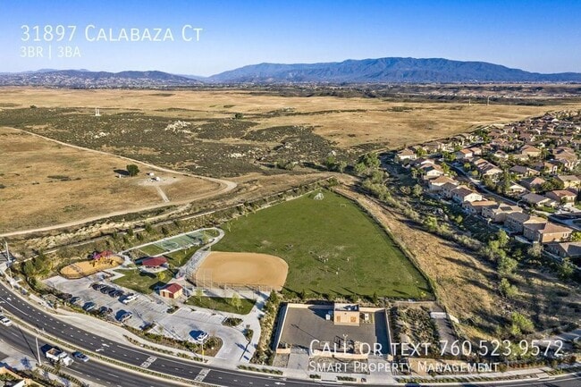Building Photo - 31897 Calabaza Ct