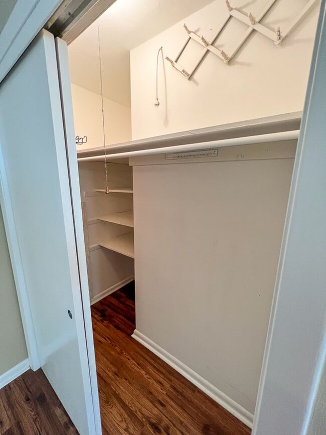 Building Photo - Pet Friendly 3BR/2BA NW Gainesville Home - Available mid-July!