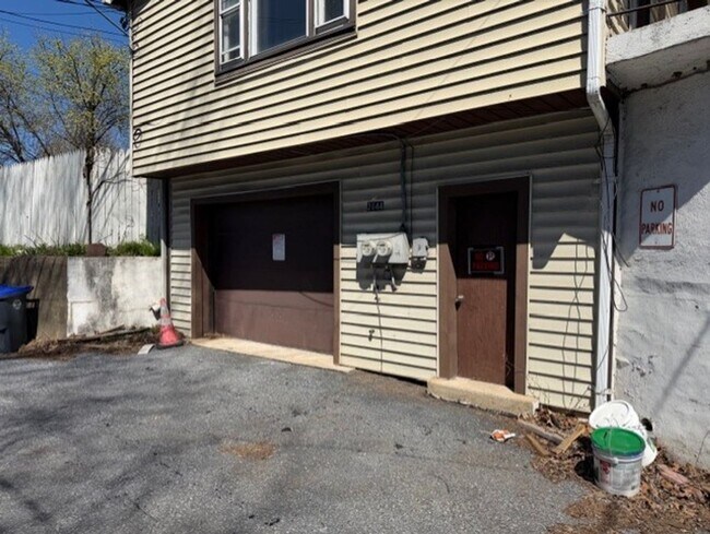 Building Photo - 2144 S 2nd St