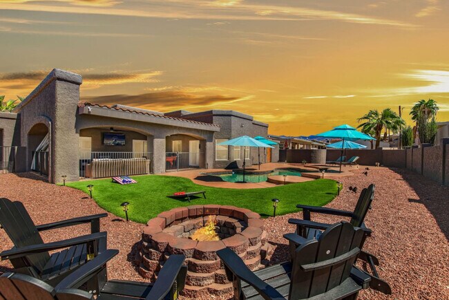 Building Photo - 1800 Burgundy Dr