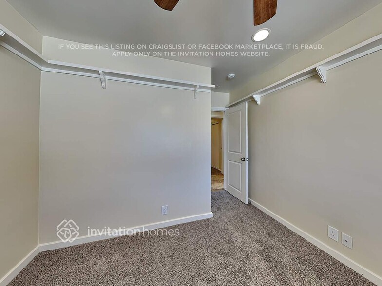 Building Photo - 1089 Camino Flores