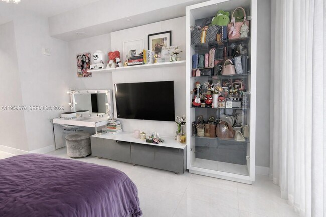 Building Photo - 3300 NE 188th St