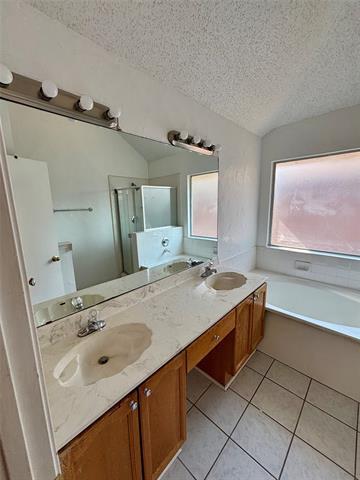 Building Photo - 4617 Sandera Ln