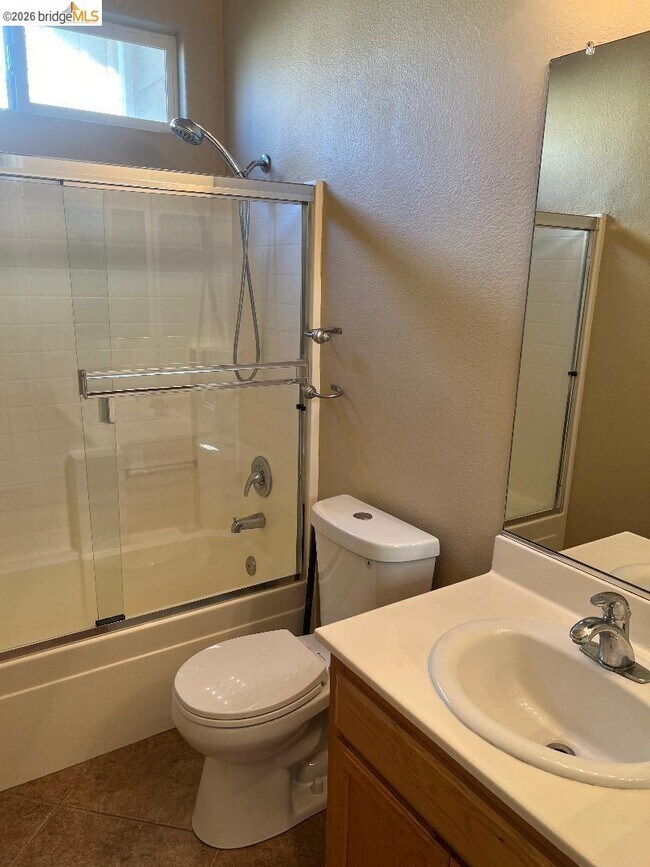 Building Photo - 193 Kayla Pl