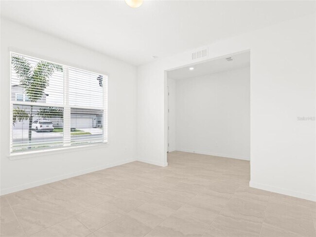 Building Photo - 11234 Sycamore Glen Loop