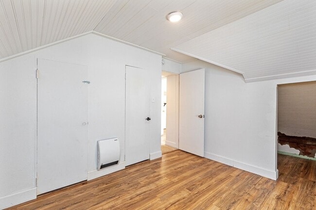 Building Photo - 5155