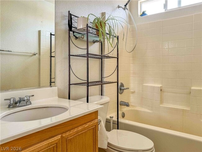 Building Photo - 10633 Foggy Glen Ave