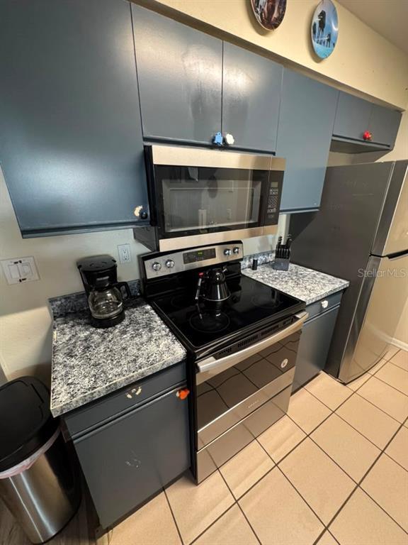 Building Photo - 2751 N Poinciana Blvd