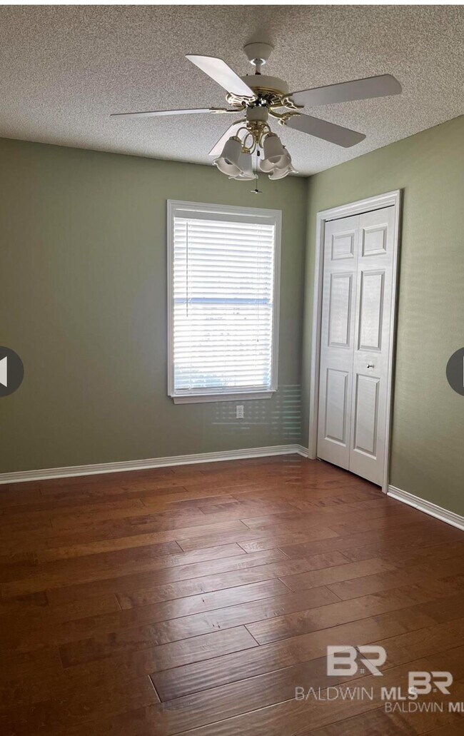 Building Photo - 4701 Avenue D Ave