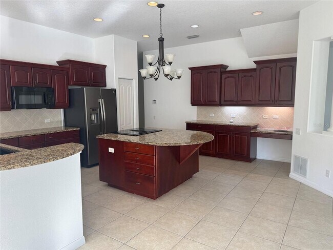 Building Photo - 27107 Winged Elm Dr