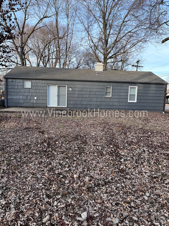 Building Photo - 8211 Ruskin Way