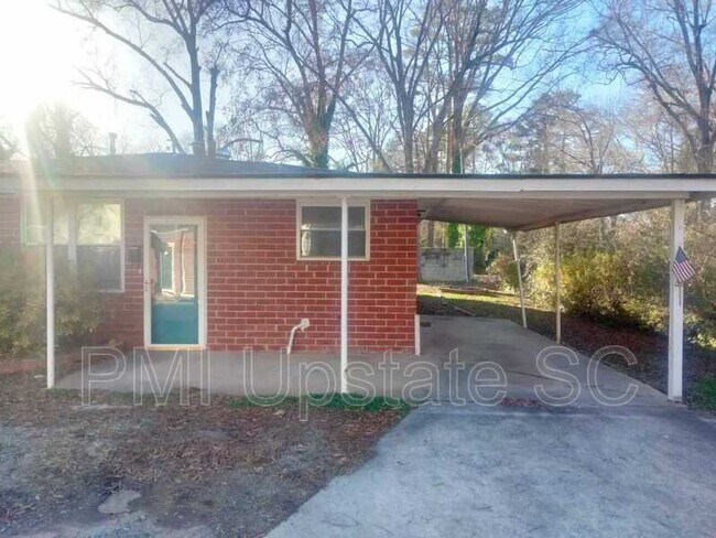 Building Photo - 7 Harts Ct