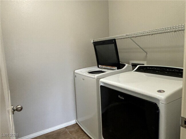 Building Photo - 9064 S Winthrop Springs Rd