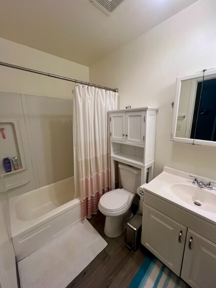 Building Photo - 4021 Goodell Ln