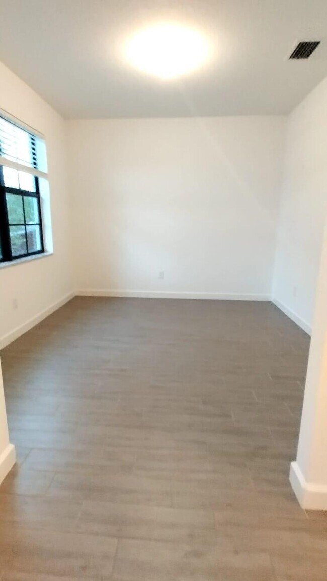 Building Photo - 3199 Streng Ln