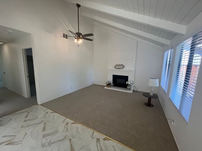 Building Photo - Charming 3/2 Home in Woodland-$500.00 OFF ...