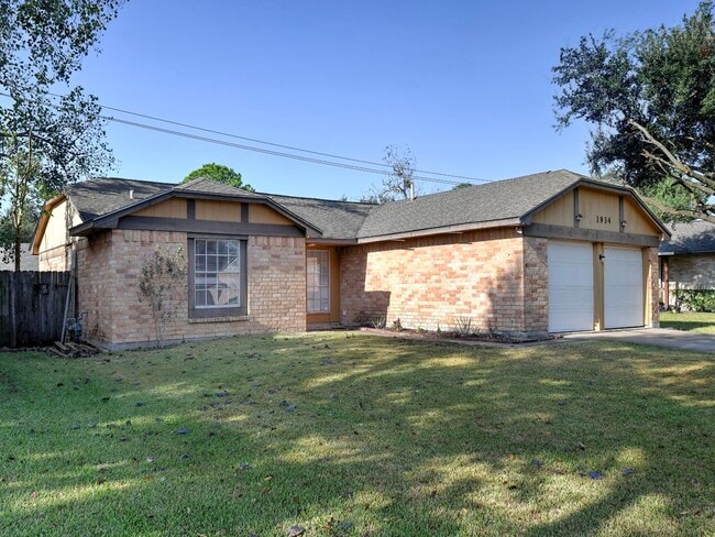 Building Photo - 1934 Feather Ridge Dr