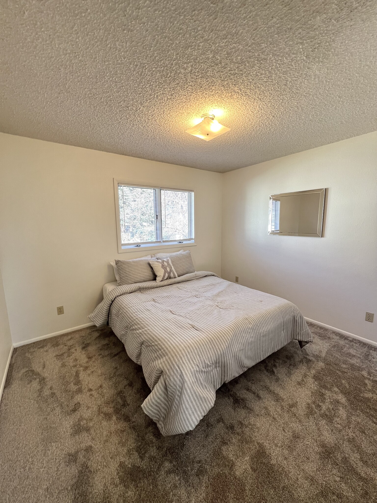 Master Bedroom - 219 14th Ave S