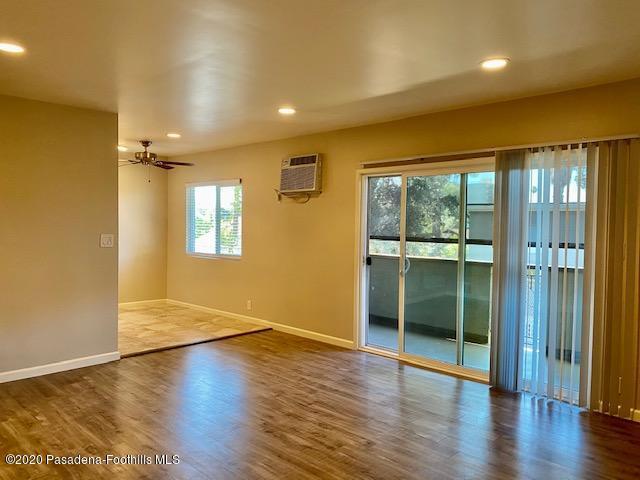 Building Photo - 580 N Los Robles Ave