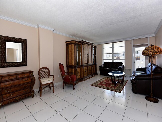 Building Photo - 3450 S Ocean Blvd