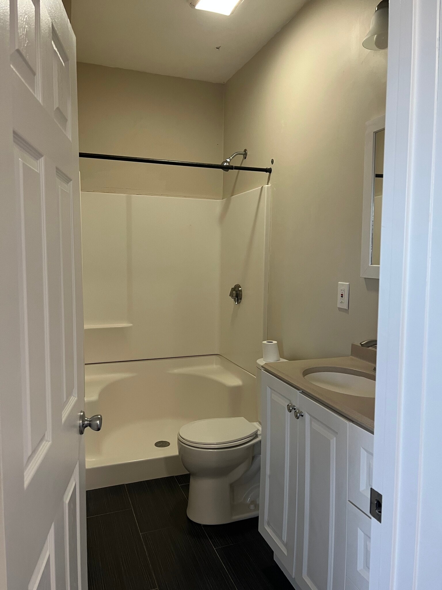 Building Photo - 179 Belmont St