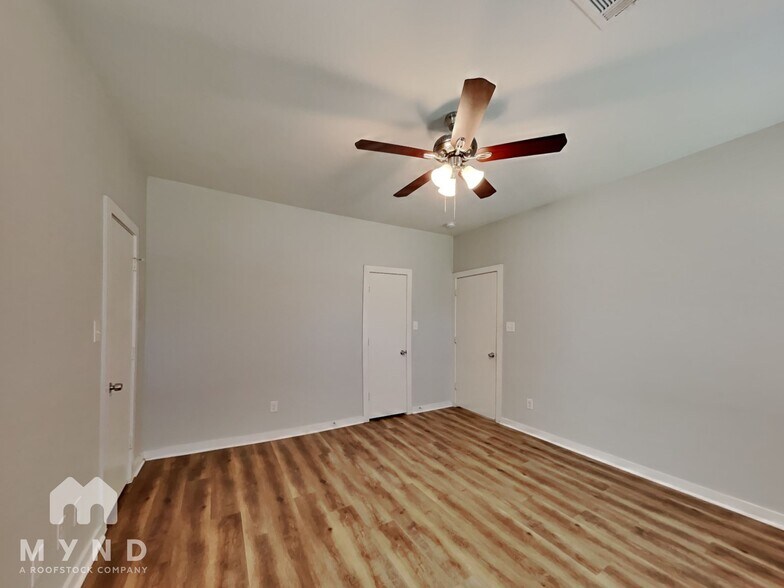 Building Photo - 4201 Andrea Ln
