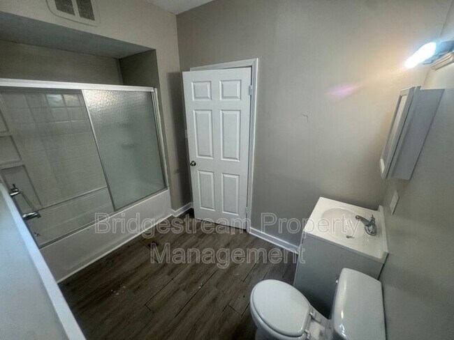 Building Photo - 61 S Torrence St
